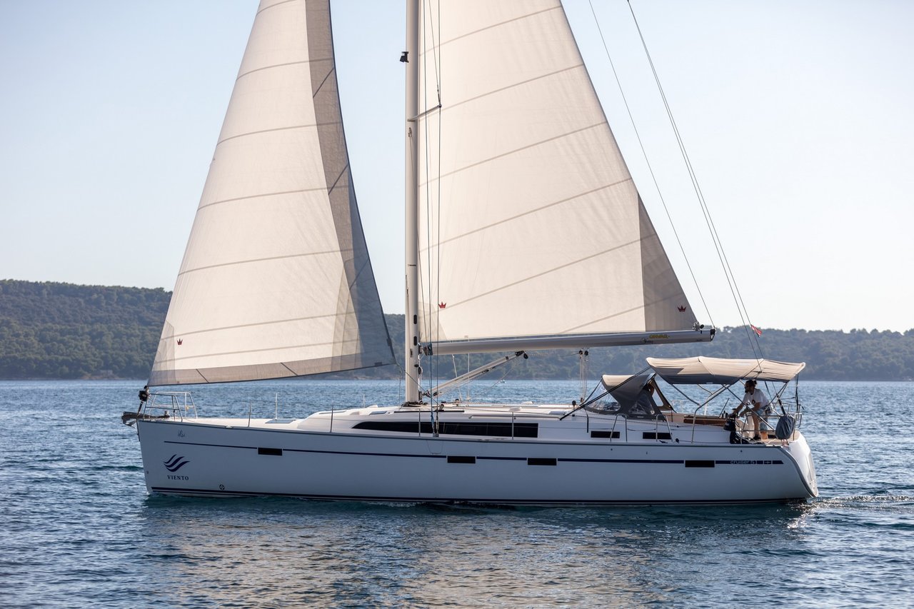 Bavaria Cruiser 51 — photo 8