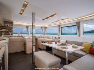 Lagoon 46 - 4 + 2 cab. — photo 9