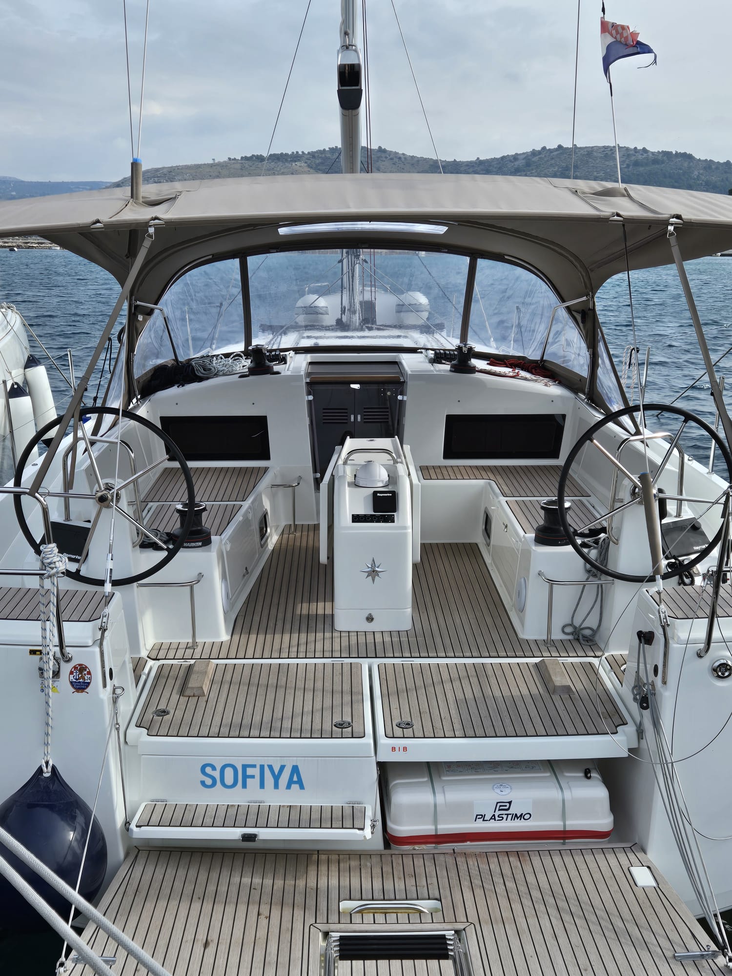 Sun Odyssey 490 - 4 + 1 cab. — photo 1