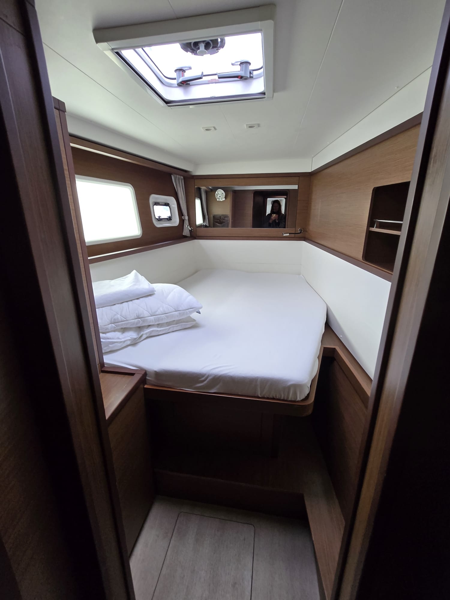Lagoon 450 S - 4 + 2 cab. — photo 4