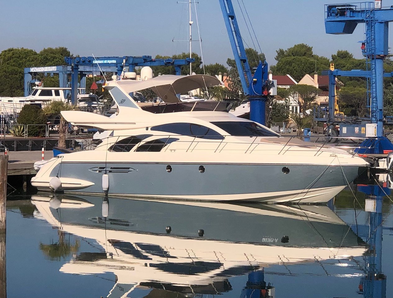 Azimut 50 Flybridge — photo 1
