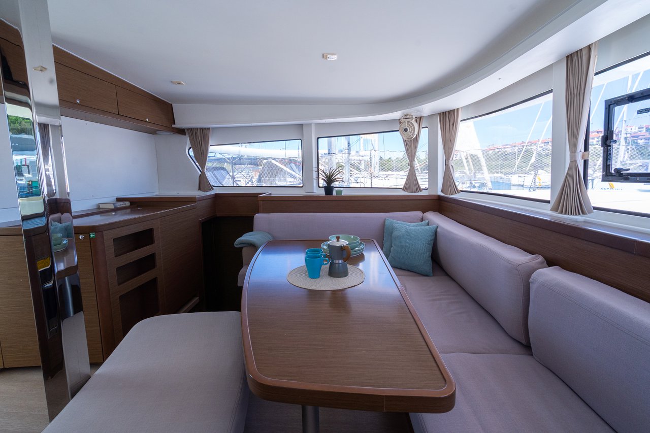 Lagoon 42 - 4 + 2 cab. — photo 26