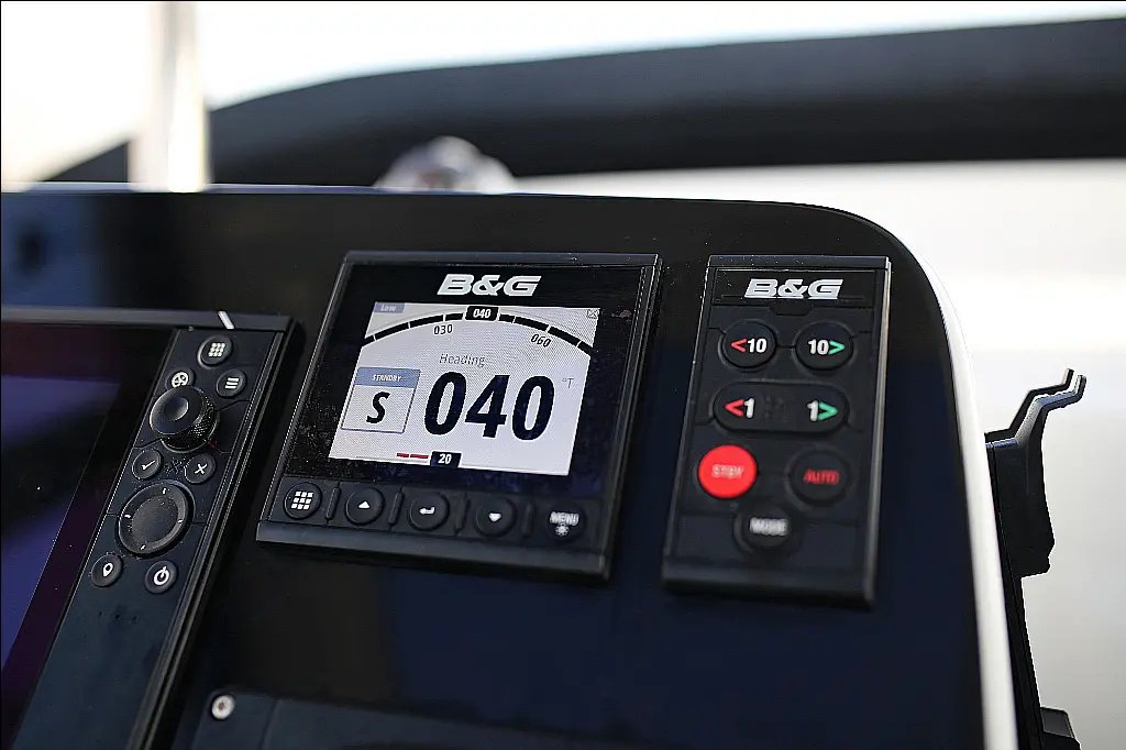 Lagoon 42 - 4 + 2 cab. — photo 9