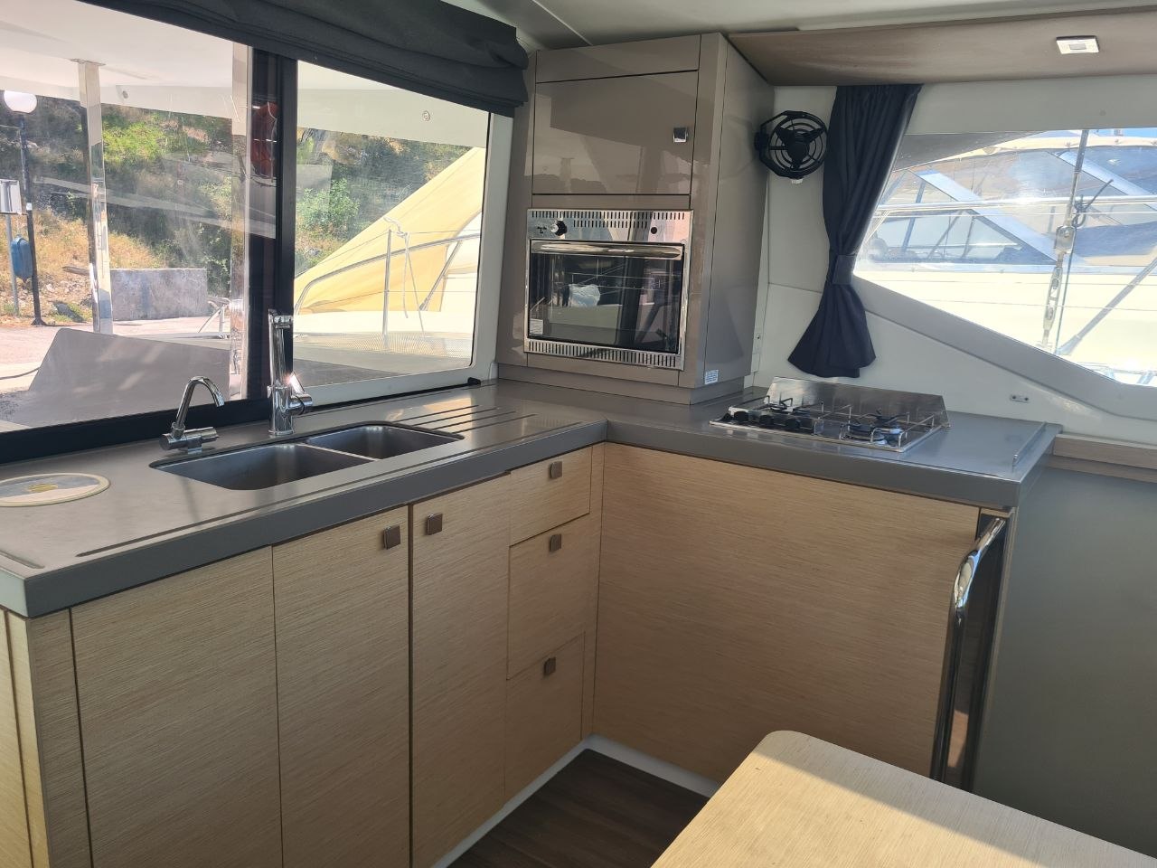 Fountaine Pajot Lucia 40 - 4 cab. — photo 8