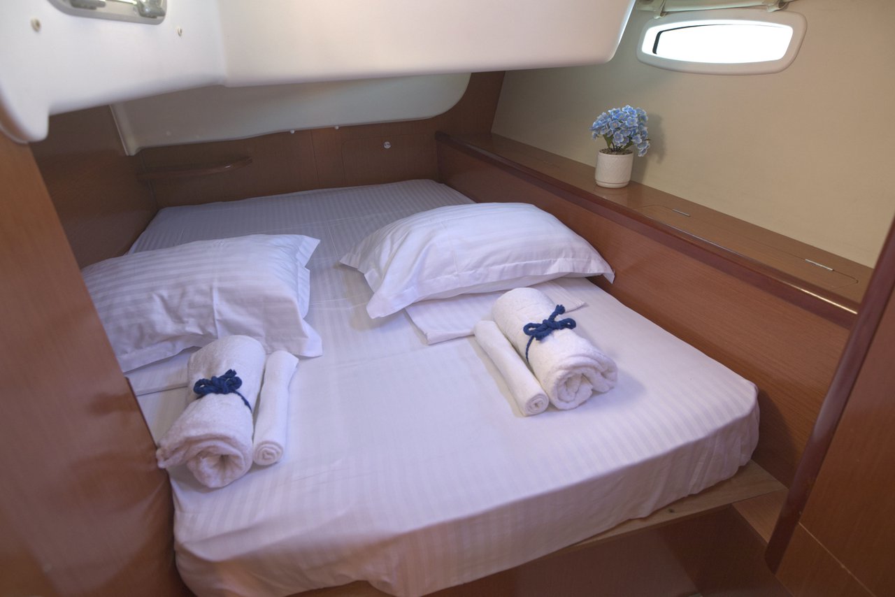 Oceanis 43 — photo 15