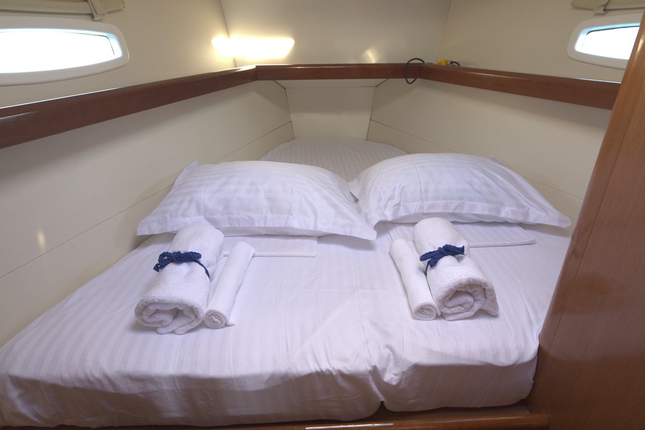 Oceanis 43 — photo 19