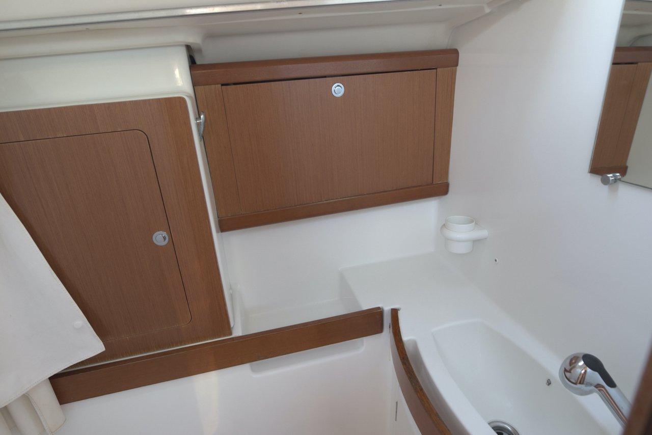 Oceanis 43 — photo 23