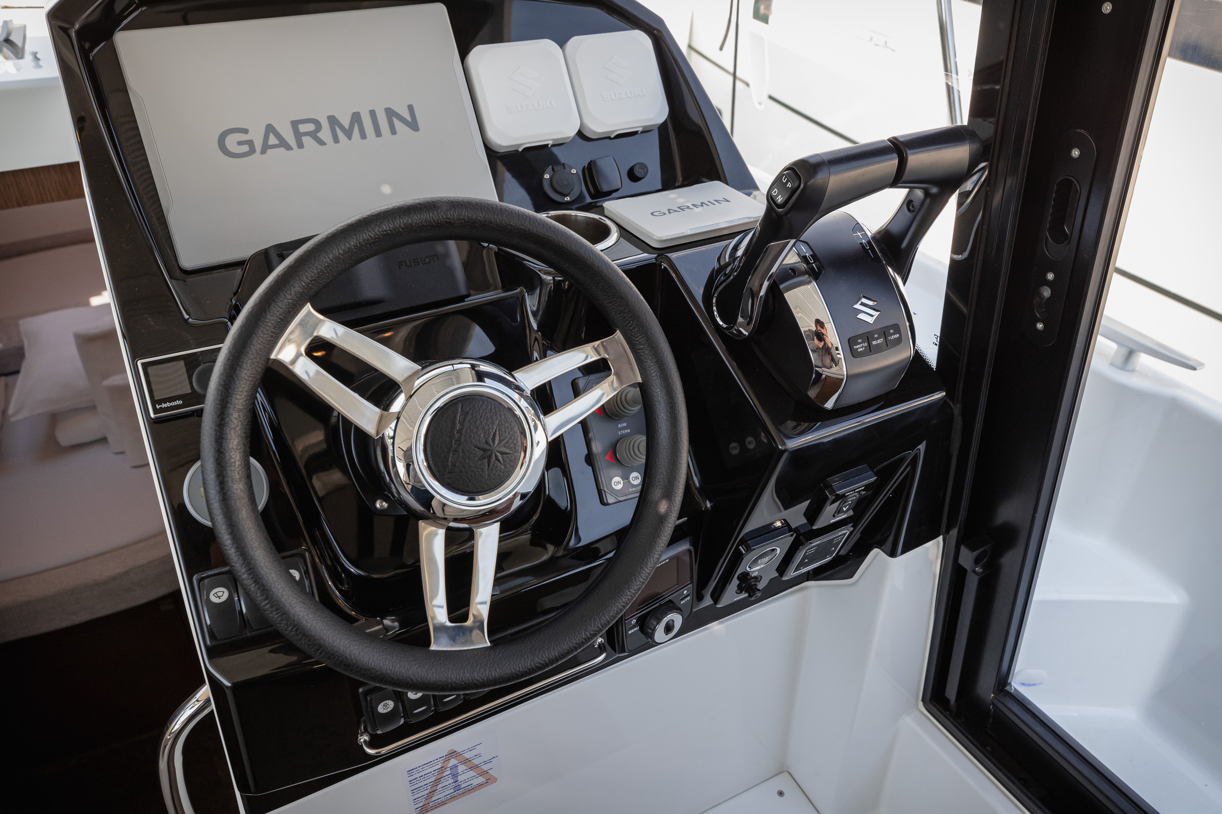 Merry Fisher 895 Offshore — photo 5