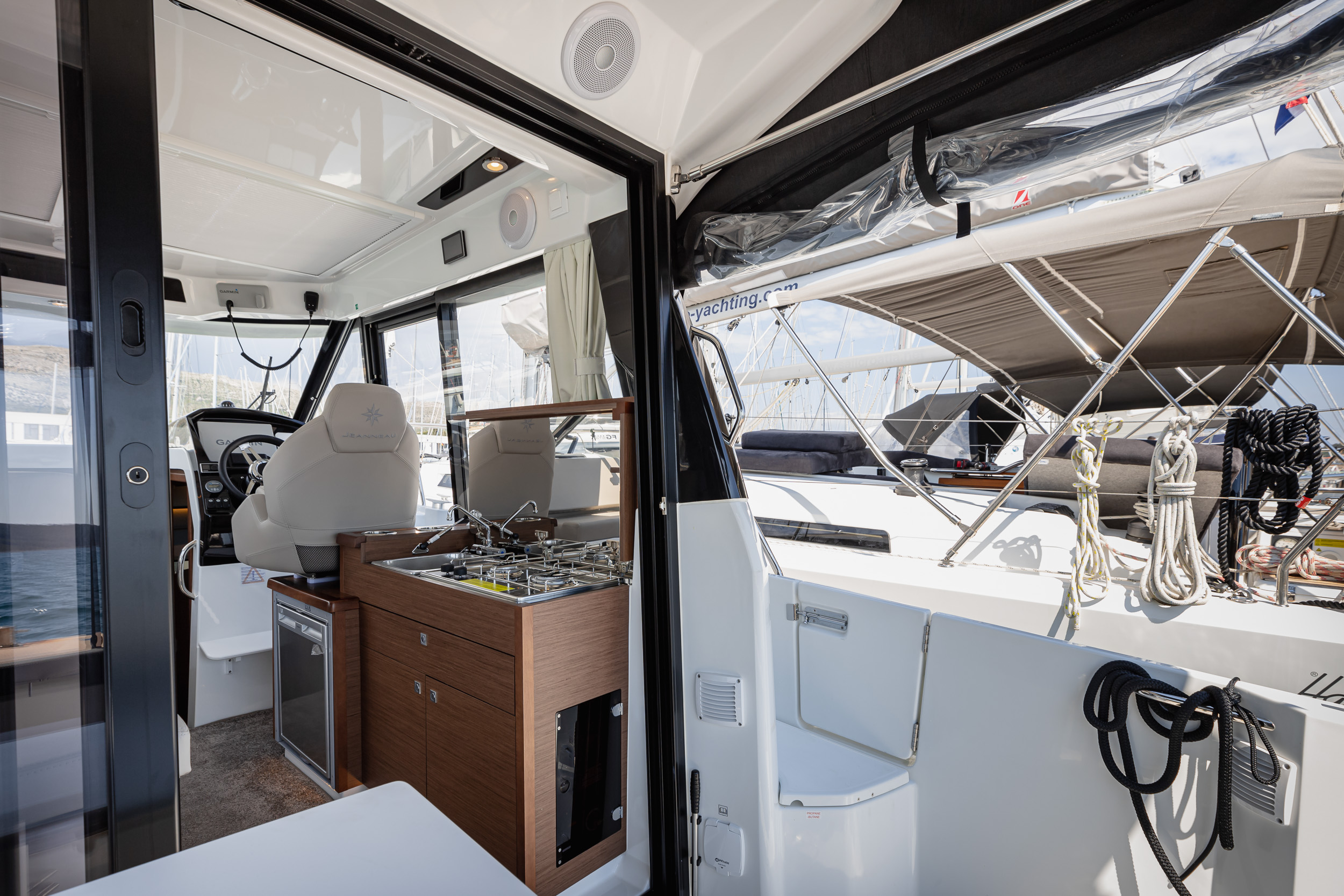 Merry Fisher 895 Offshore — photo 7
