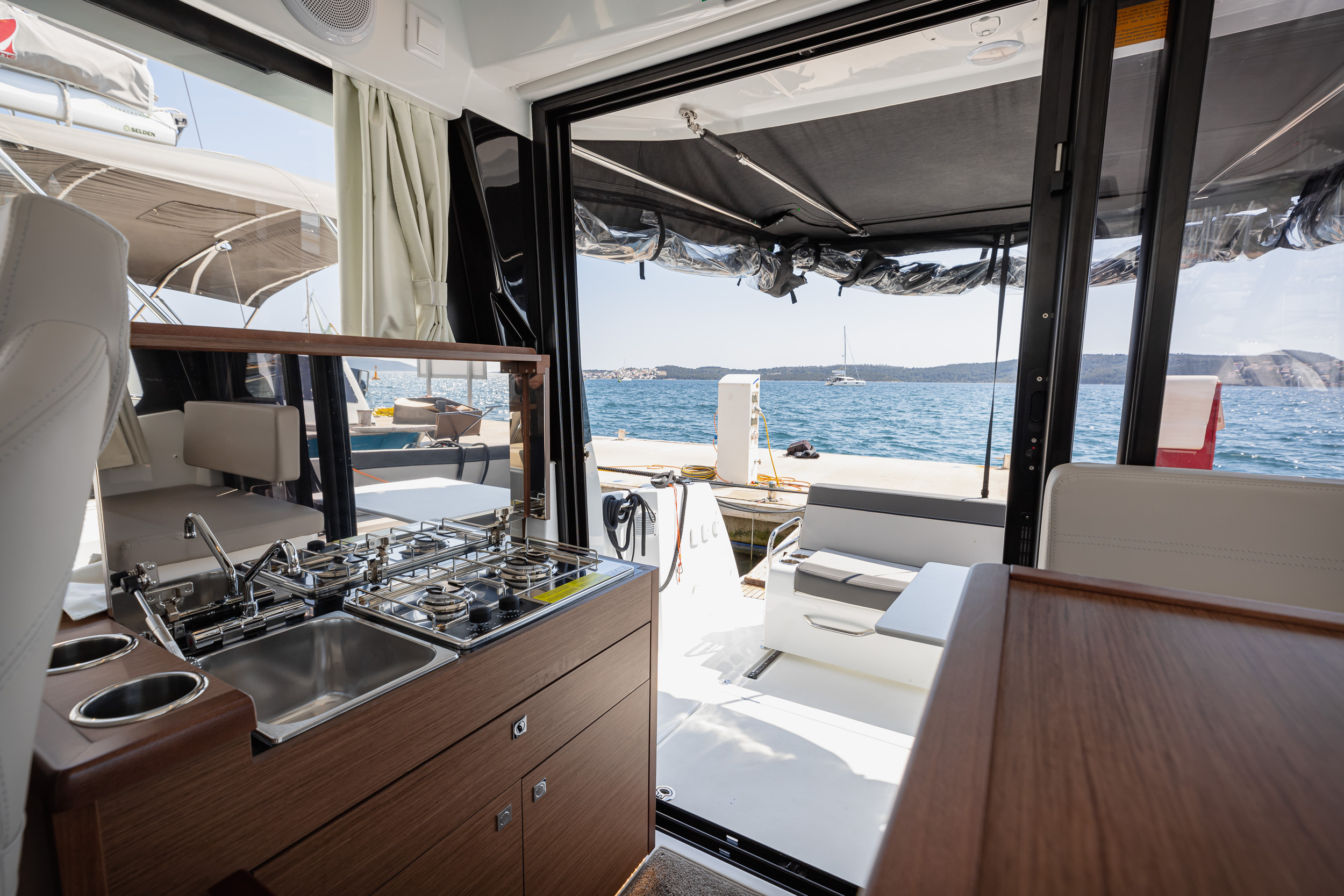 Merry Fisher 895 Offshore — photo 8