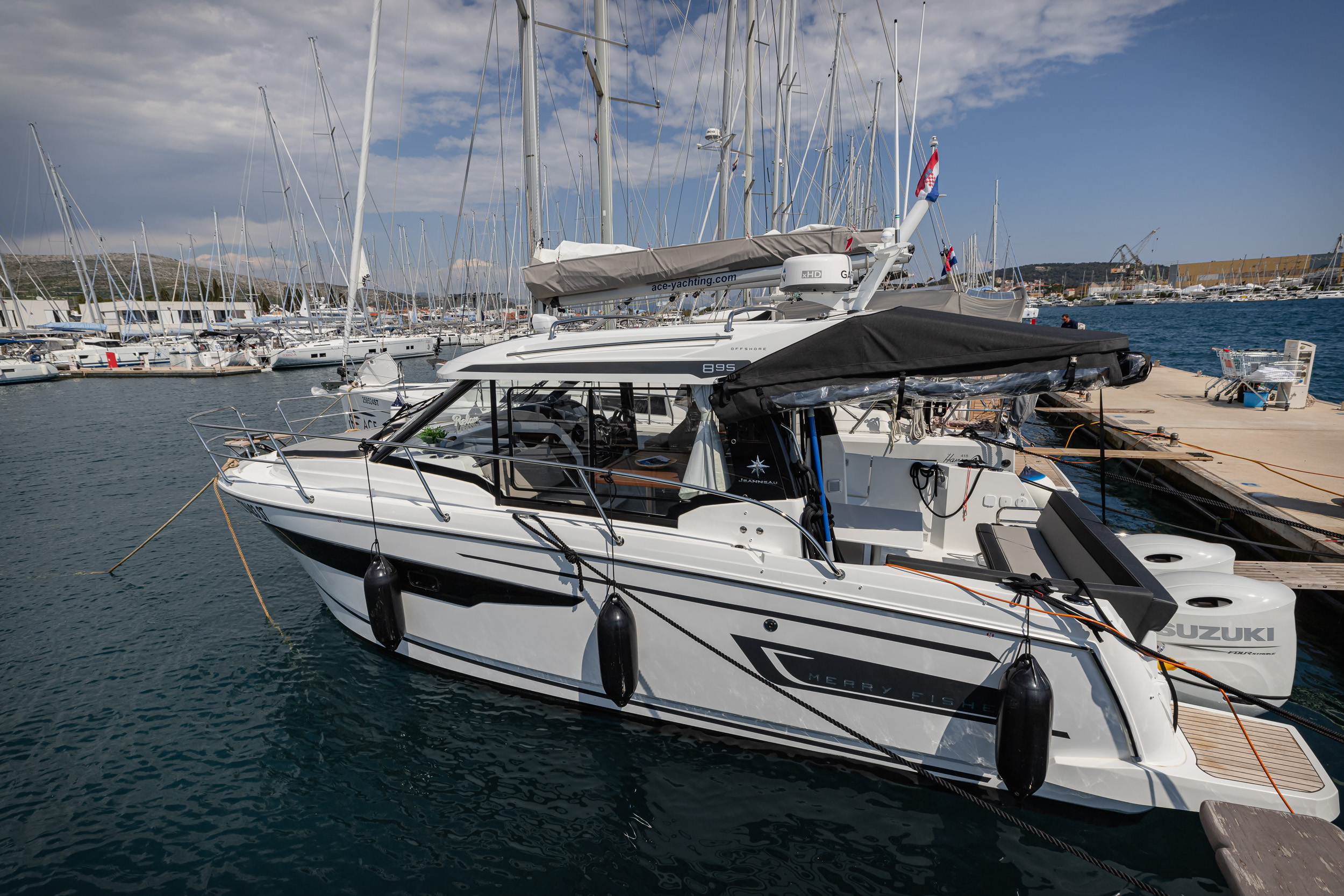 Merry Fisher 895 Offshore — photo 13