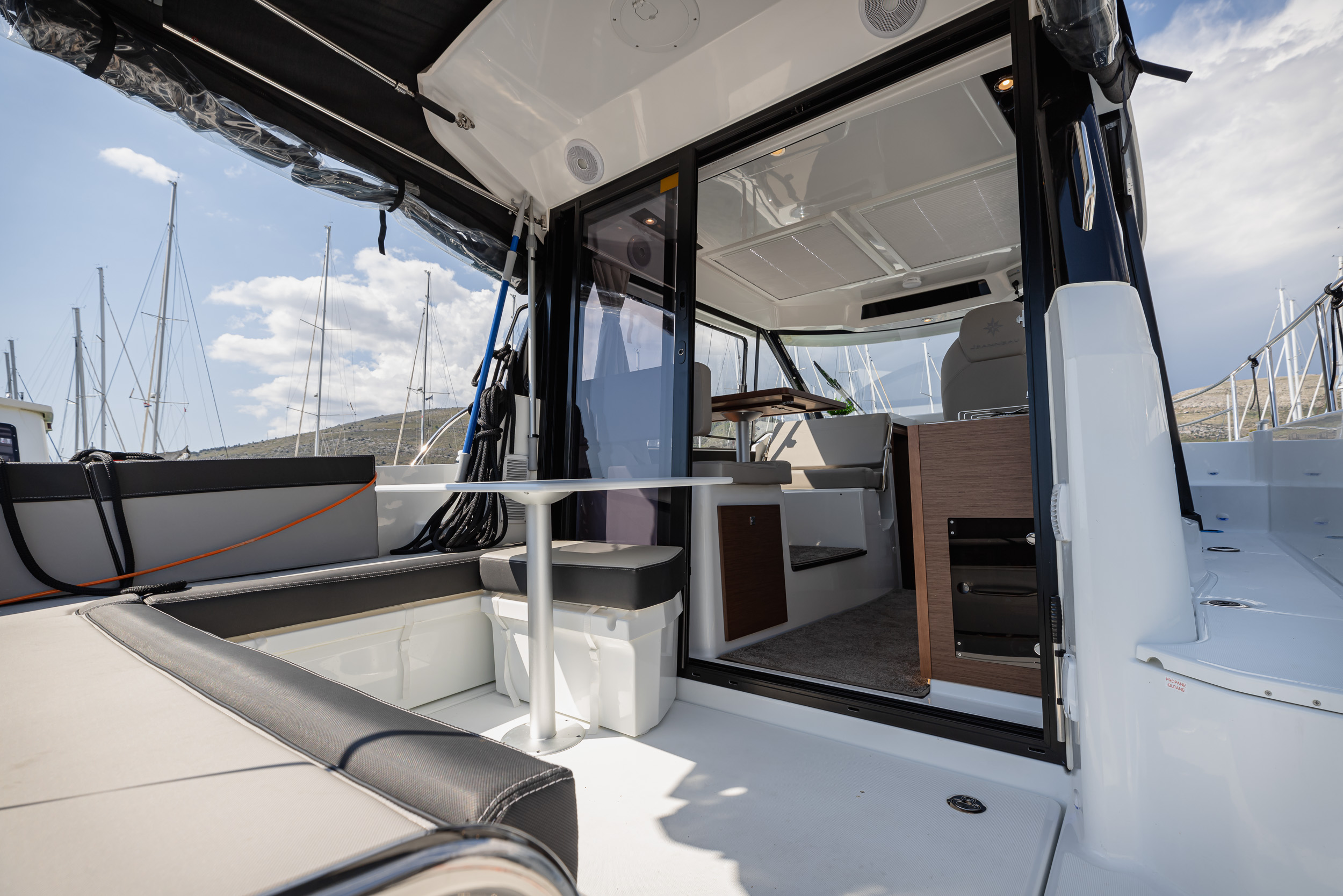 Merry Fisher 895 Offshore — photo 14