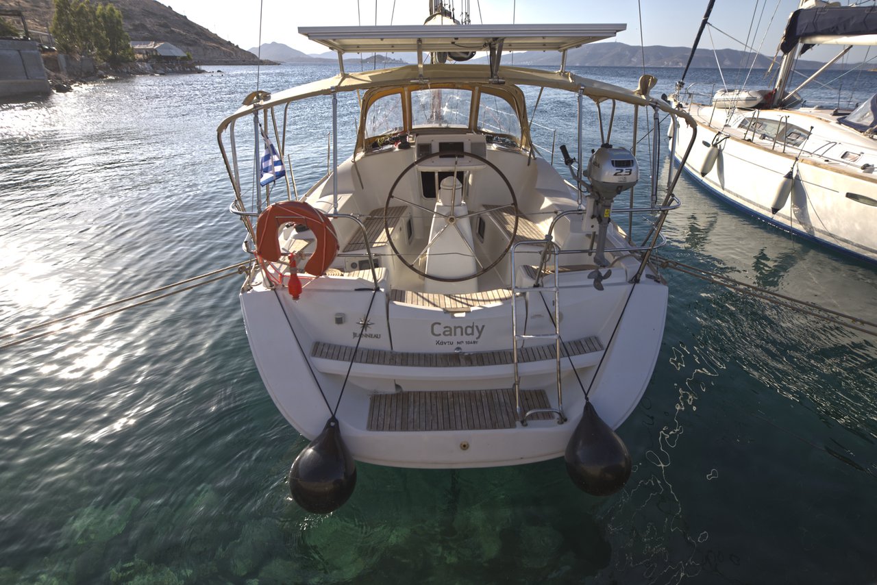 Sun Odyssey 36i — photo 1