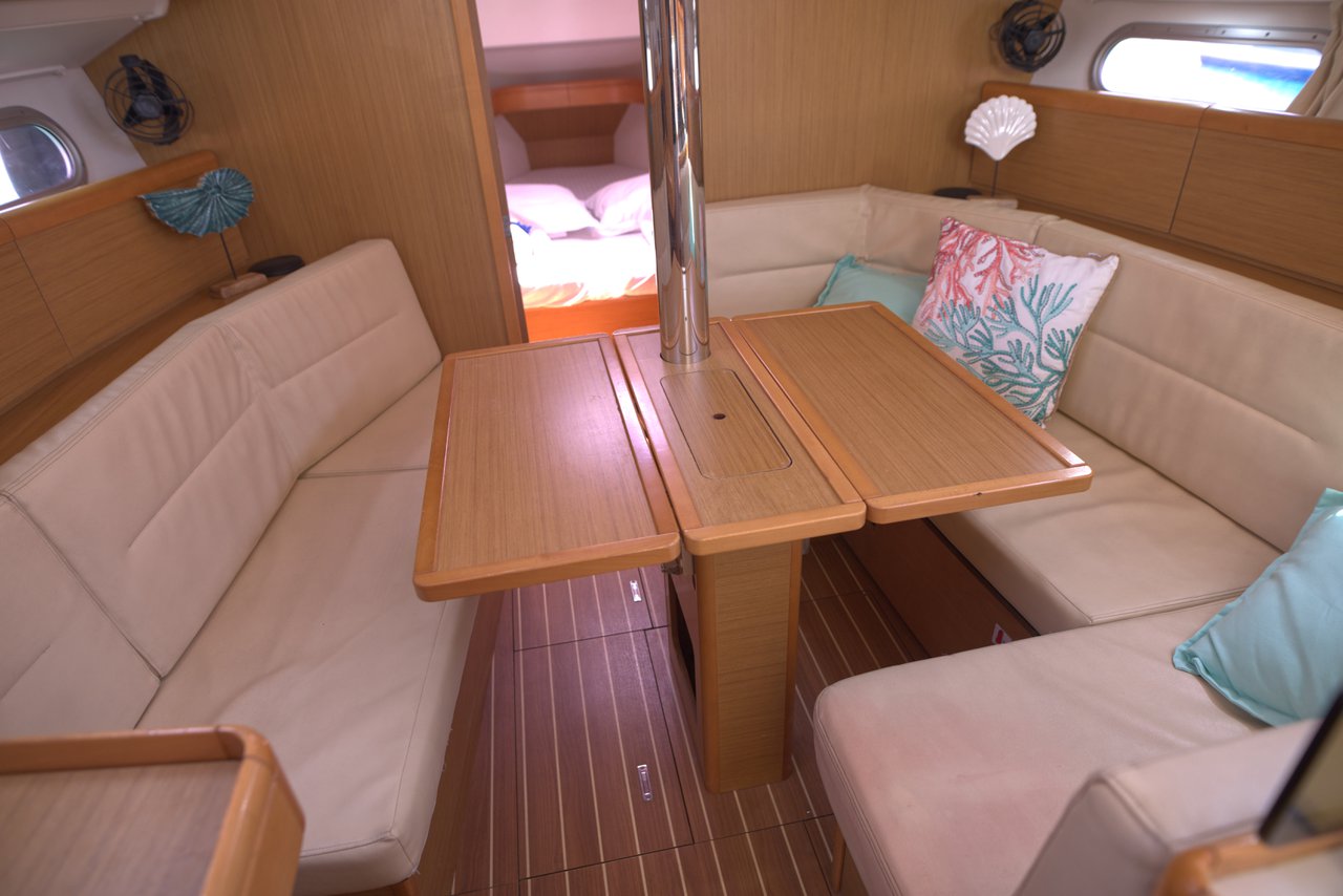 Sun Odyssey 36i — photo 14