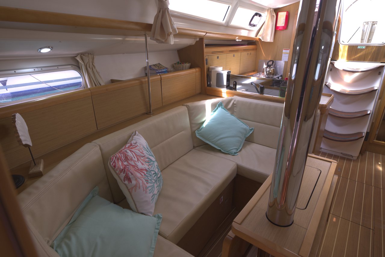 Sun Odyssey 36i — photo 15