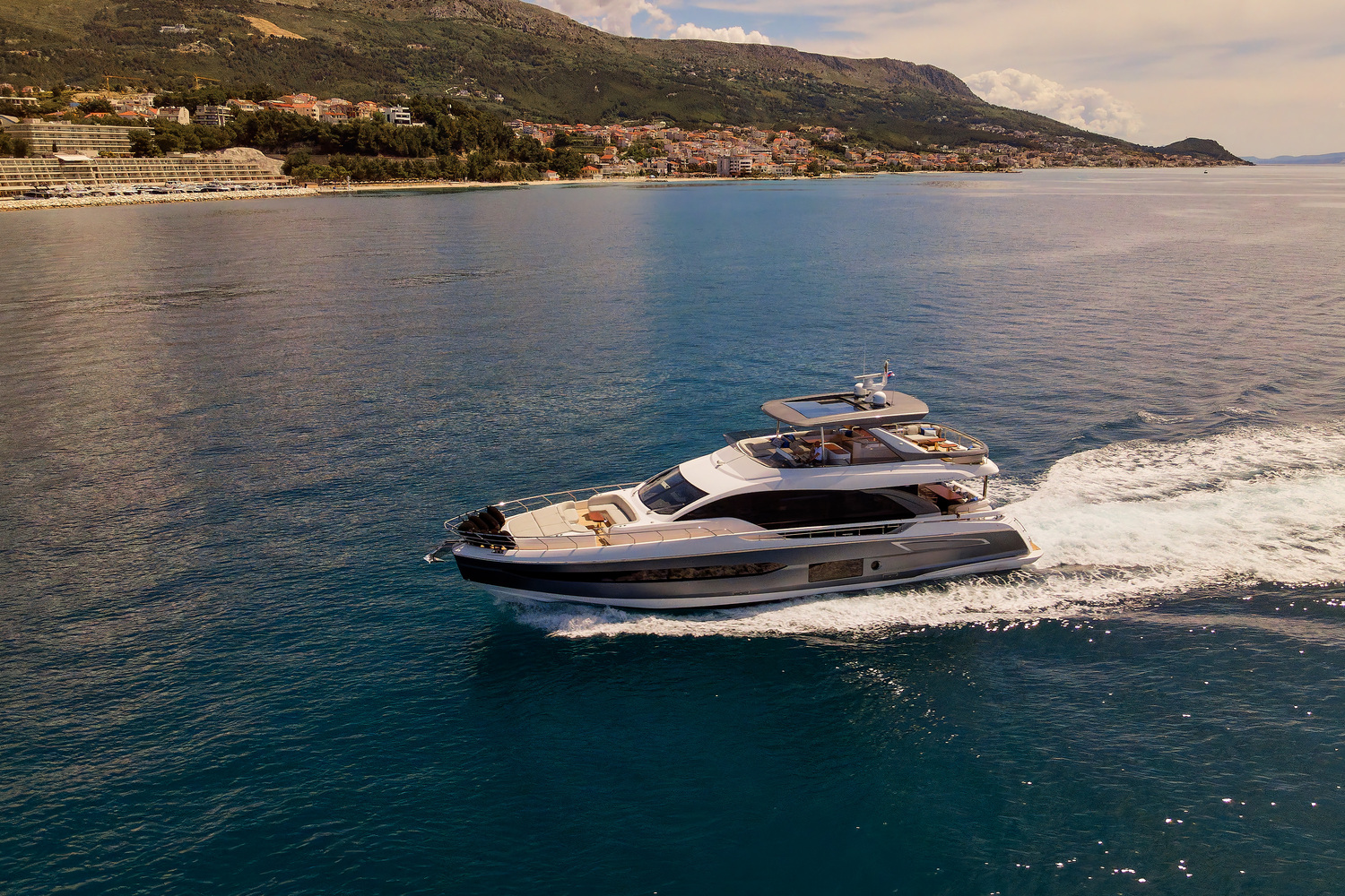 Azimut 78 Fly - 4 + 1 cab. — photo 2