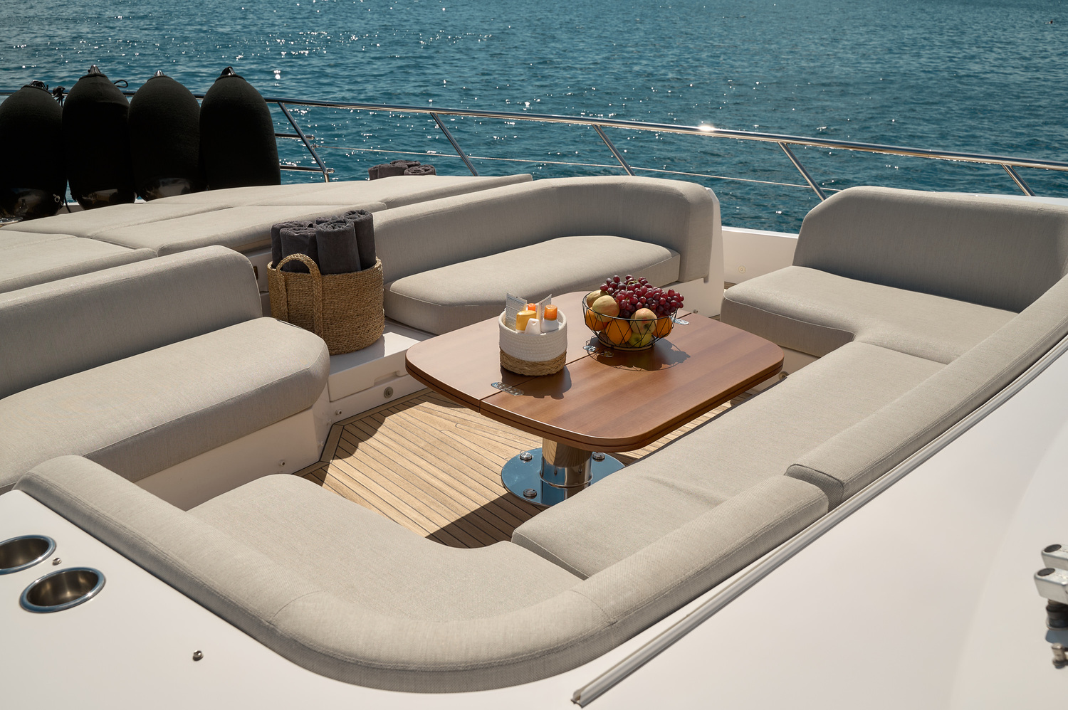 Azimut 78 Fly - 4 + 1 cab. — photo 14