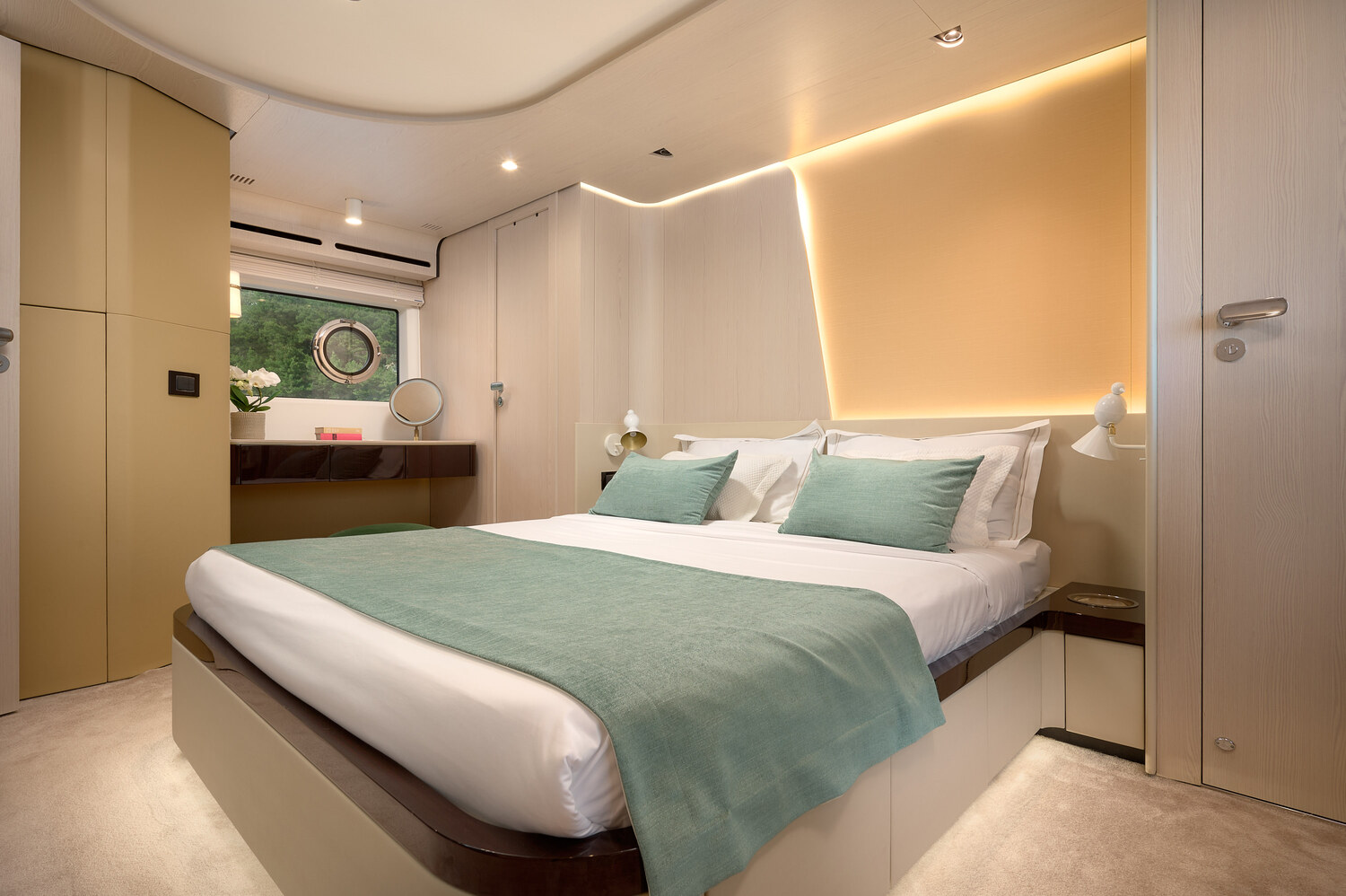 Azimut 78 Fly - 4 + 1 cab. — photo 23