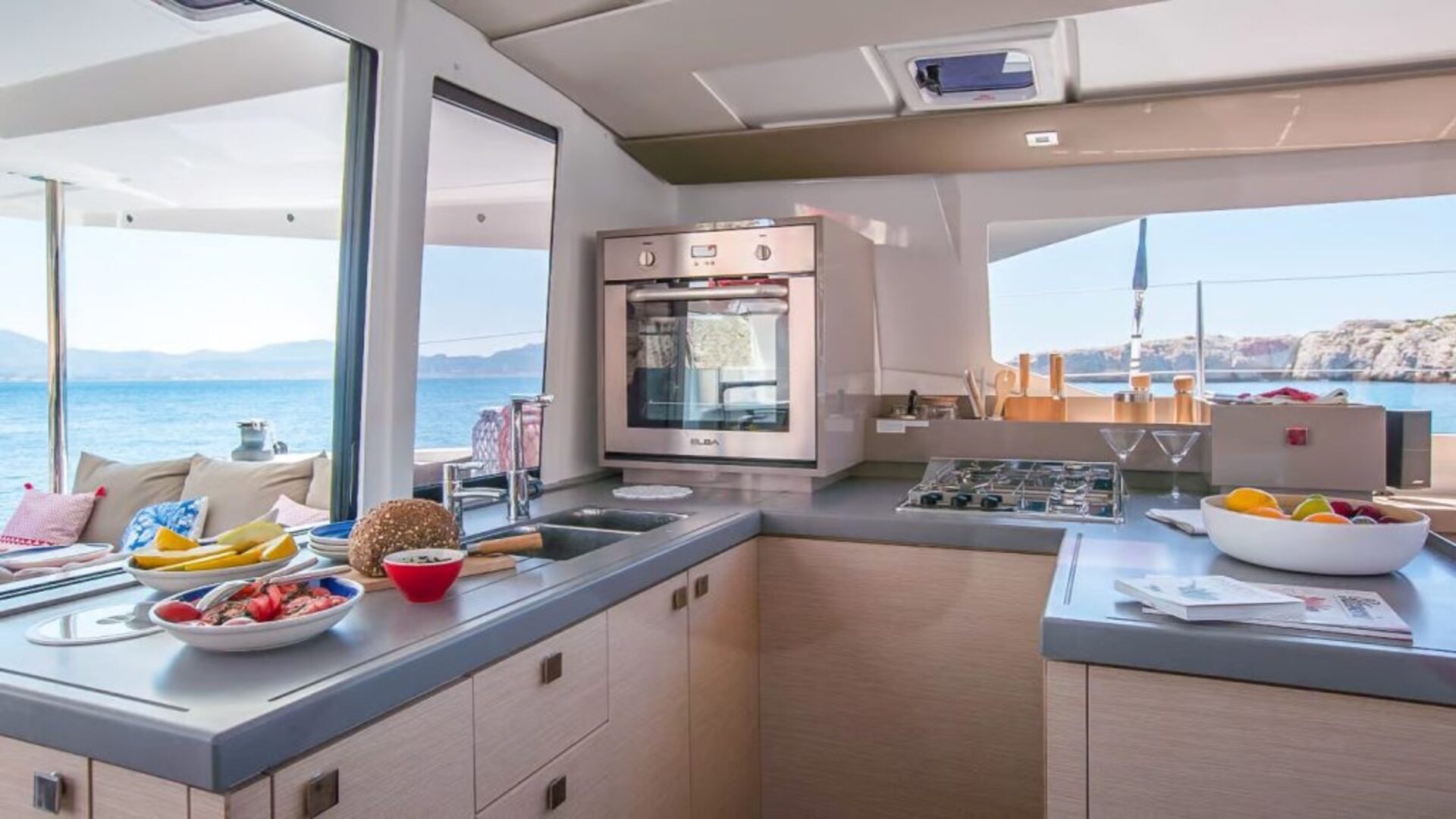 Fountaine Pajot Astrea 42 - 4 + 2 cab. — photo 21