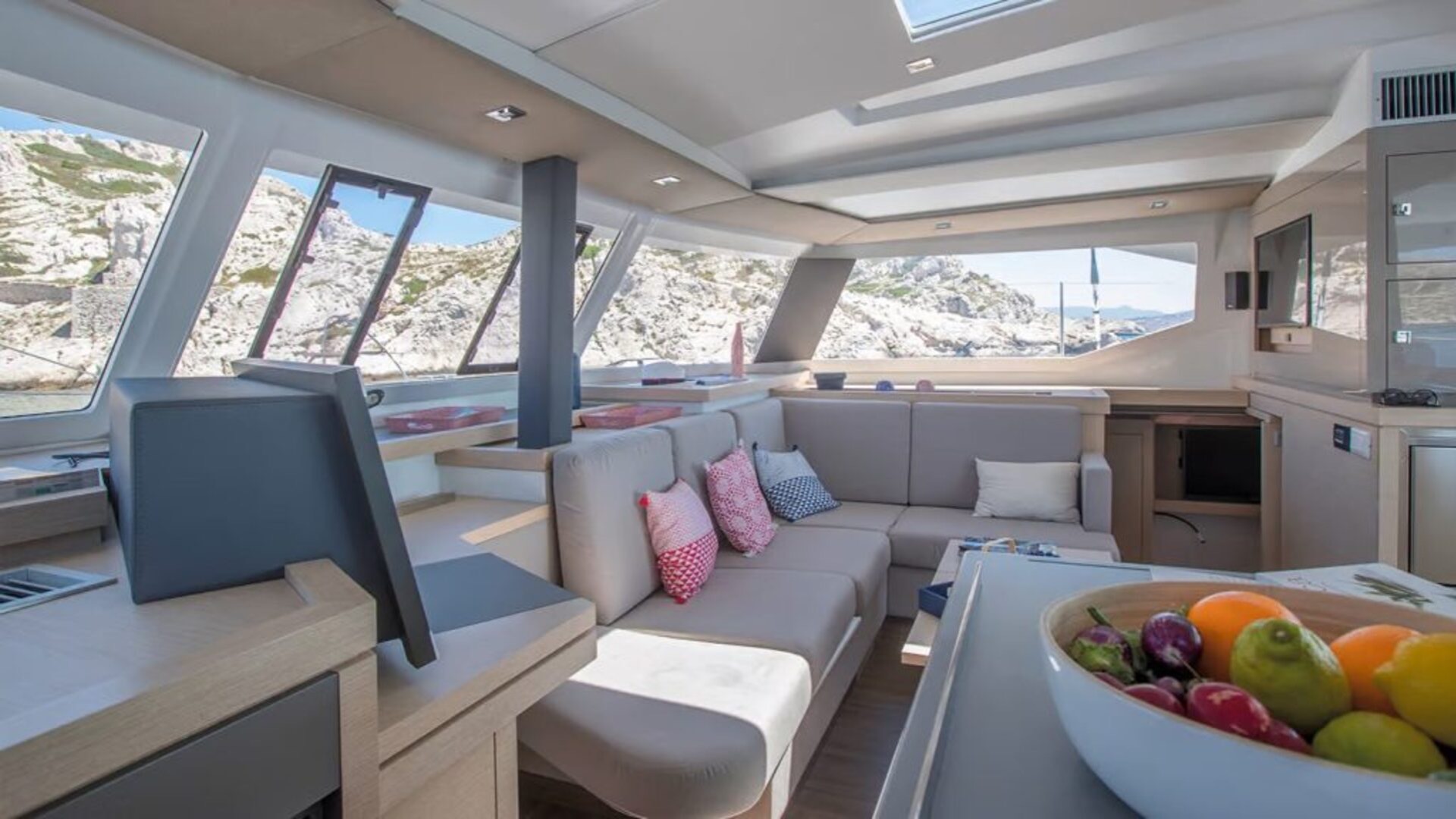 Fountaine Pajot Astrea 42 - 4 + 2 cab. — photo 25