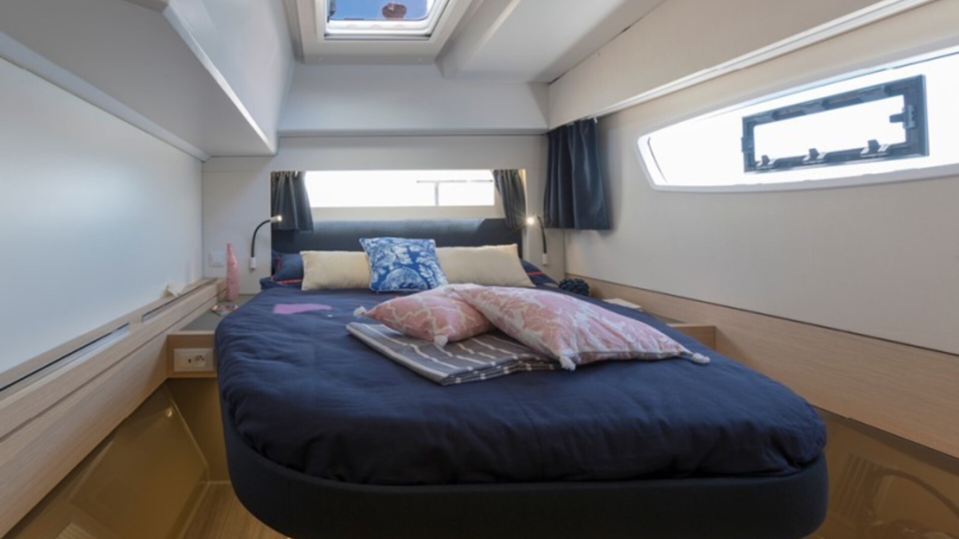 Fountaine Pajot Astrea 42 - 4 + 2 cab. — photo 26