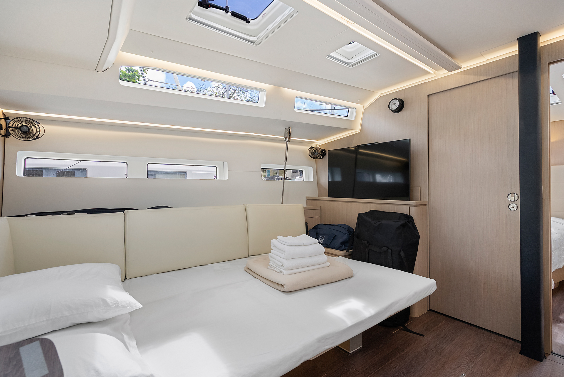 Jeanneau 55 - 3 + 1 cab. — photo 19
