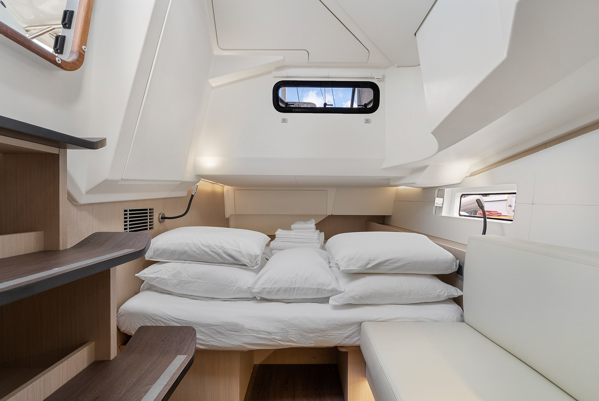Jeanneau 55 - 3 + 1 cab. — photo 22