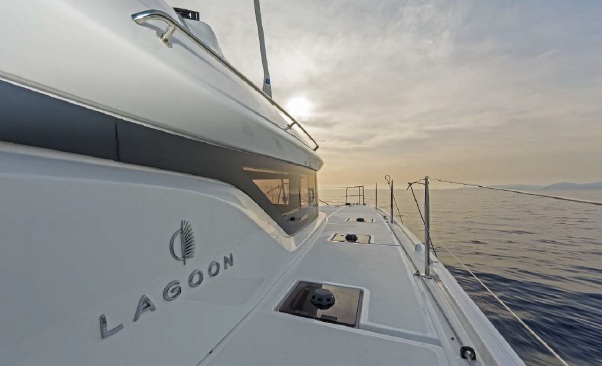 Lagoon 50 - 6 + 2 cab. — photo 6