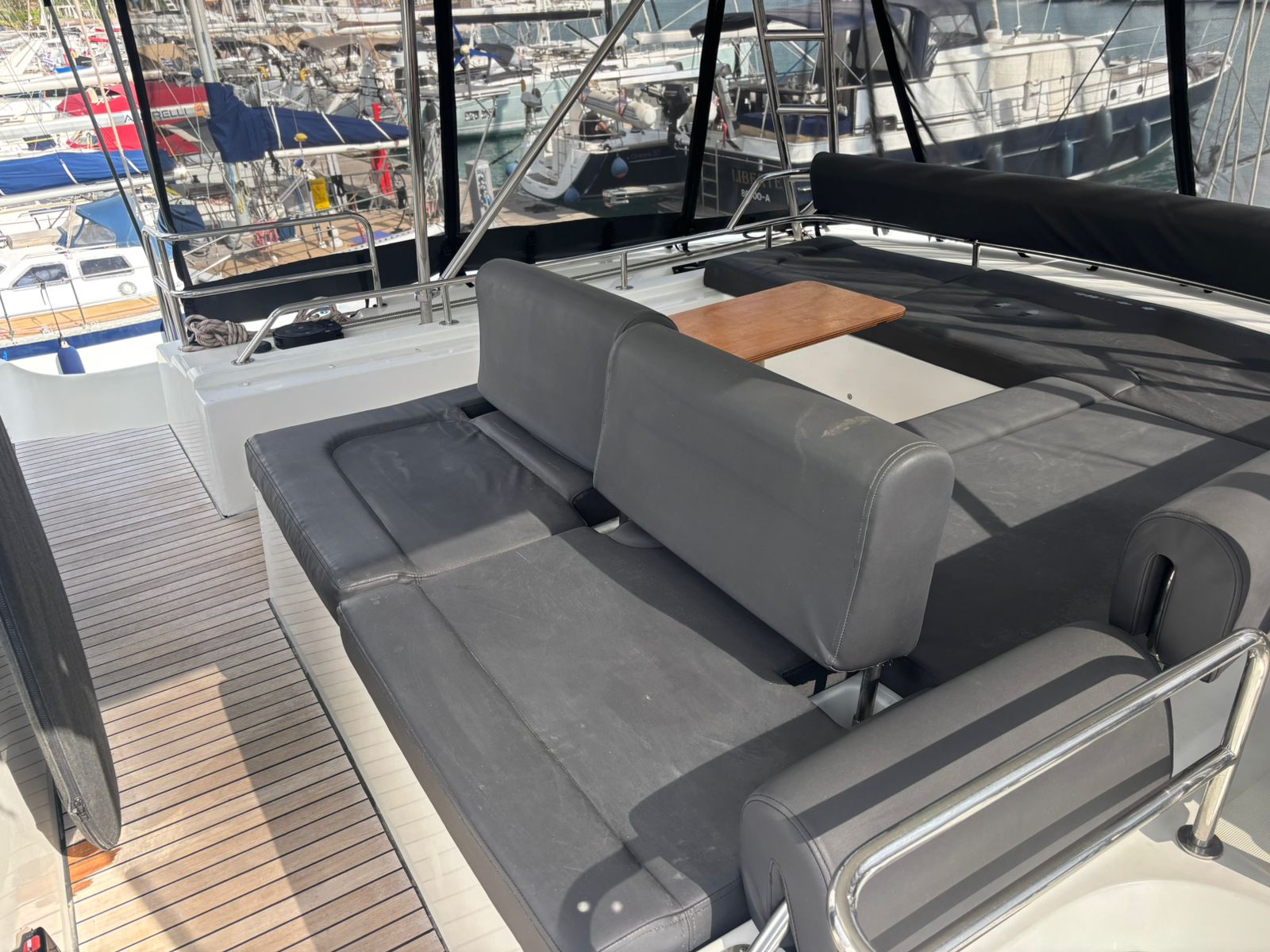 Lagoon 50 - 6 + 2 cab. — photo 9