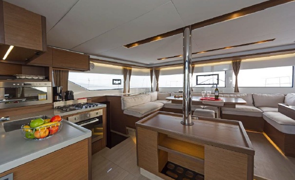 Lagoon 50 - 6 + 2 cab. — photo 13