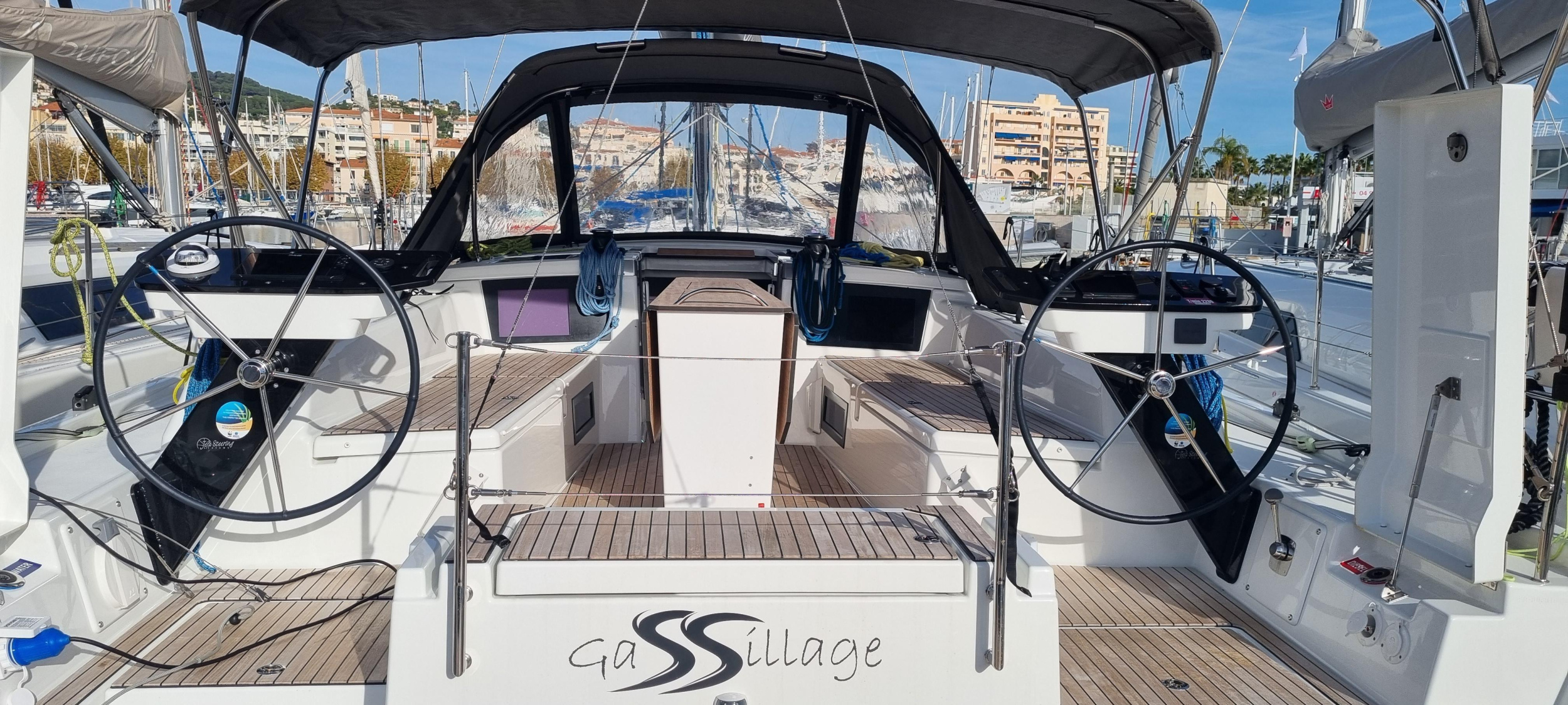 Dufour 41 - 3 cab. — photo 4