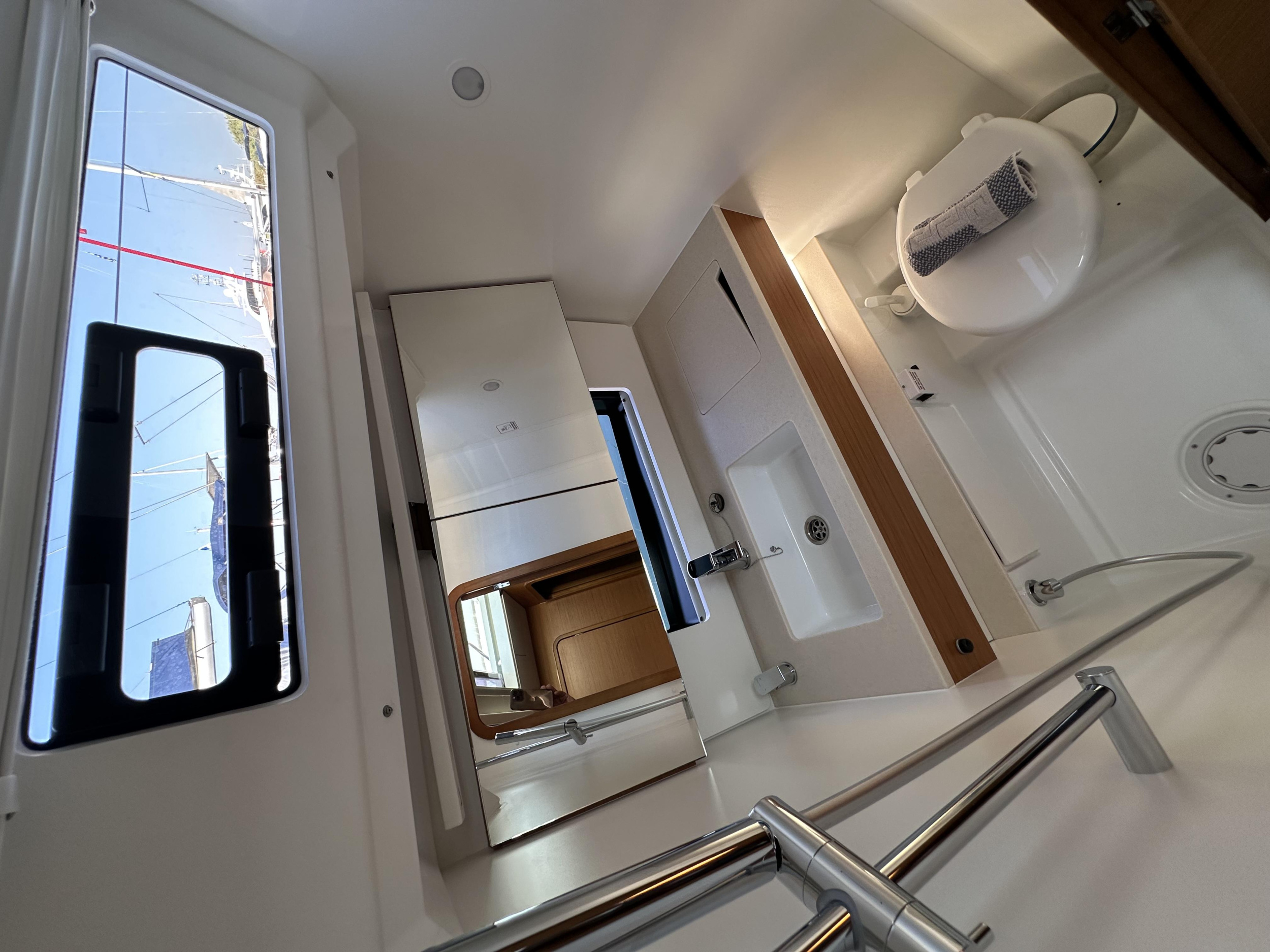 Dufour 41 - 3 cab. — photo 18