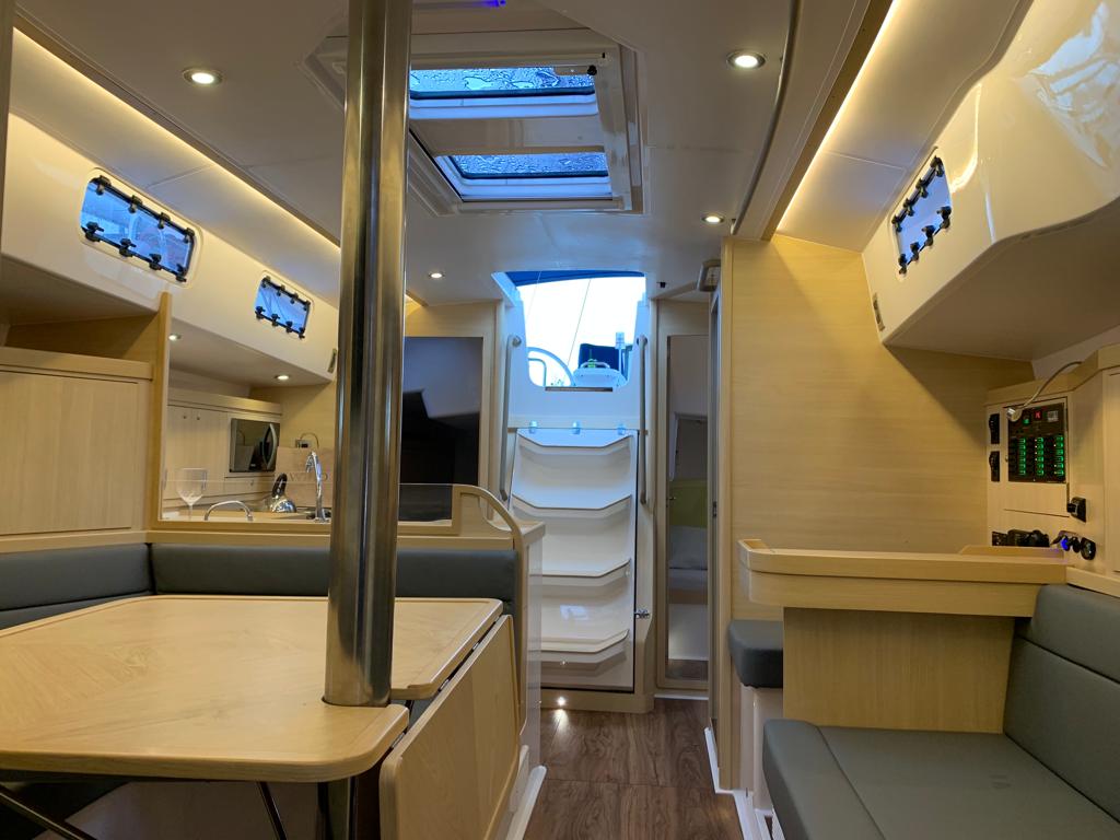 Delta 41 — photo 2