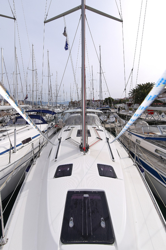 Bavaria Cruiser 36 — photo 7