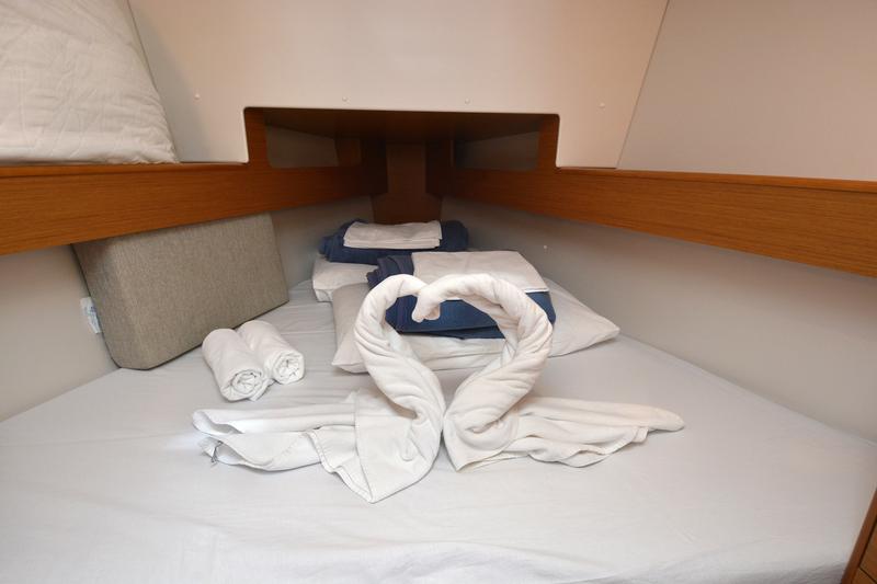Sun Odyssey 33i - 2 cab. — photo 13