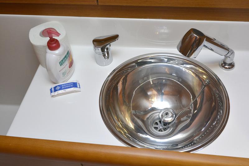 Sun Odyssey 33i - 2 cab. — photo 15
