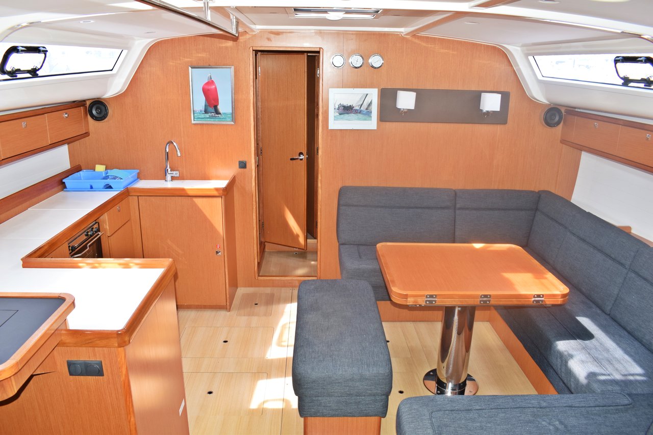 Bavaria Cruiser 51 — photo 10