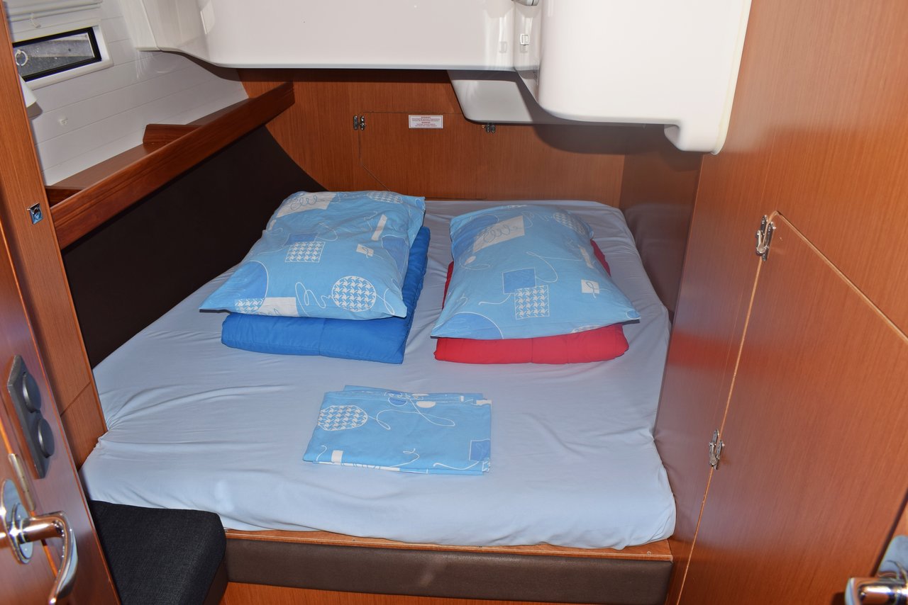 Bavaria Cruiser 51 — photo 16