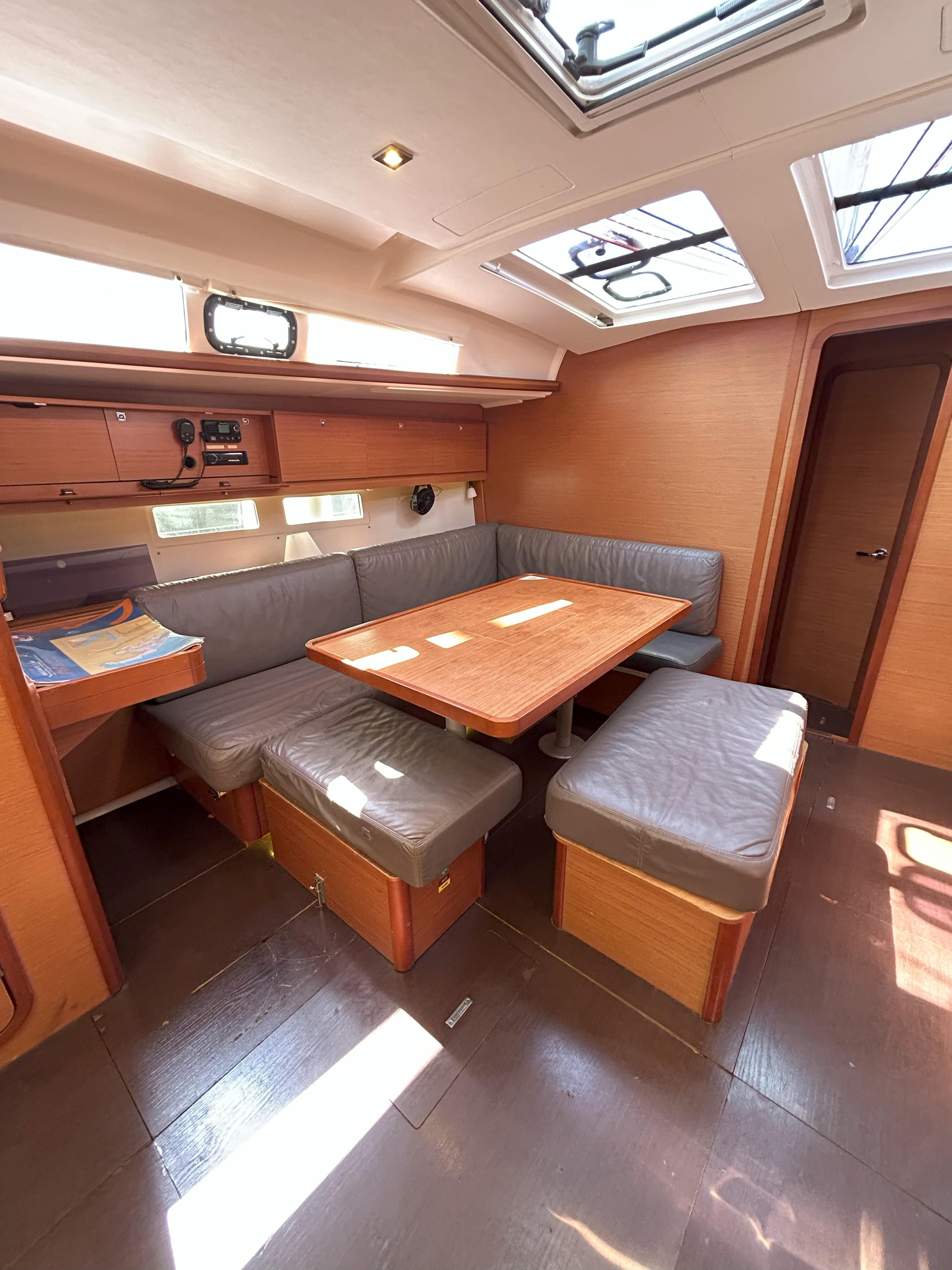 Dufour 460 GL — photo 9