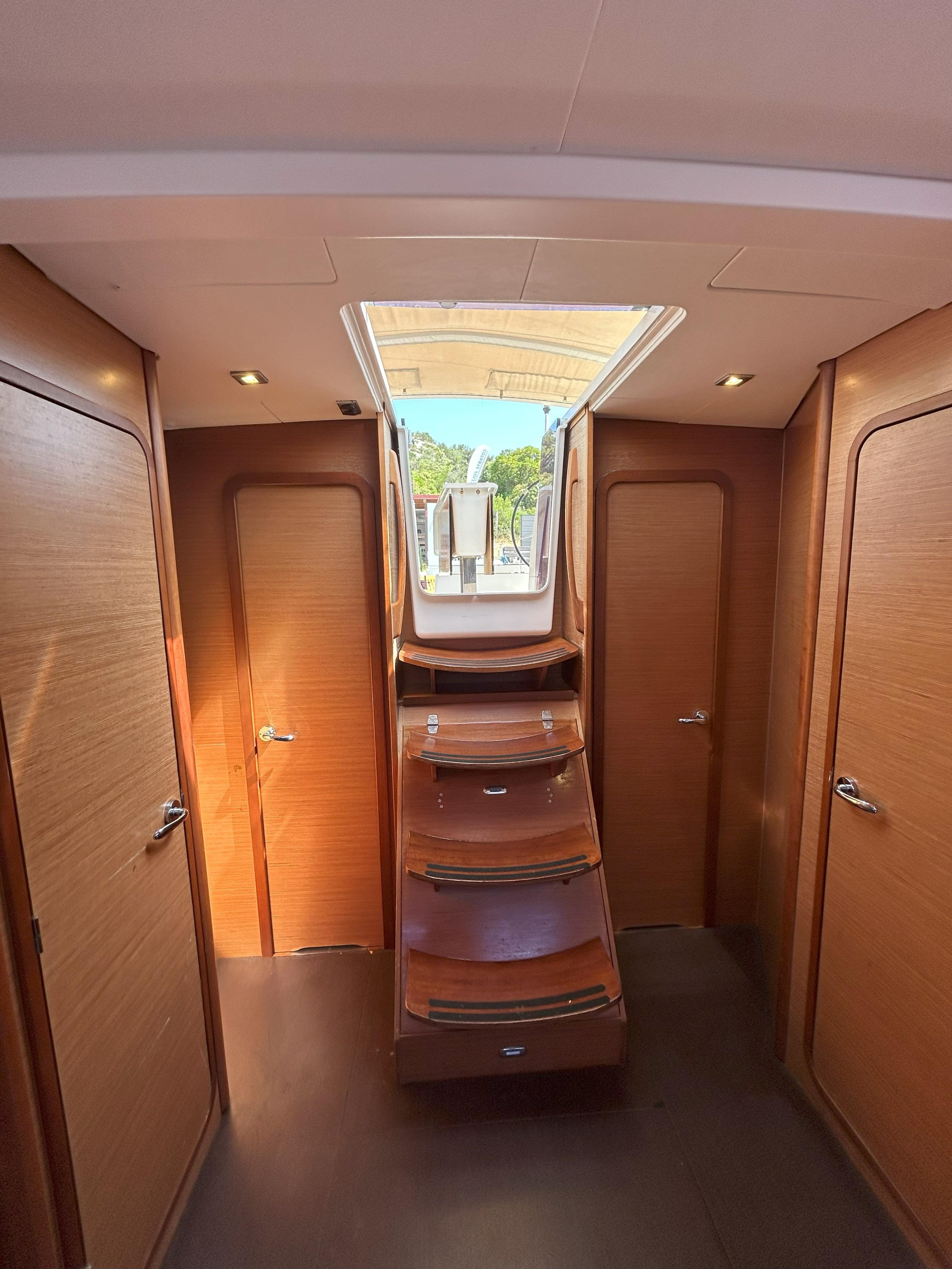 Dufour 460 GL — photo 11
