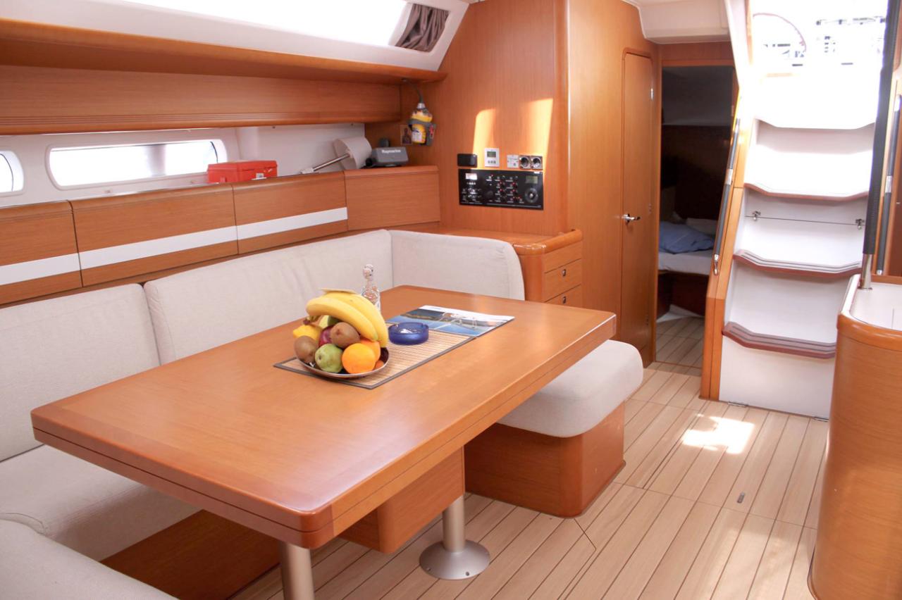 Jeanneau 53 - 6 cab. — photo 9