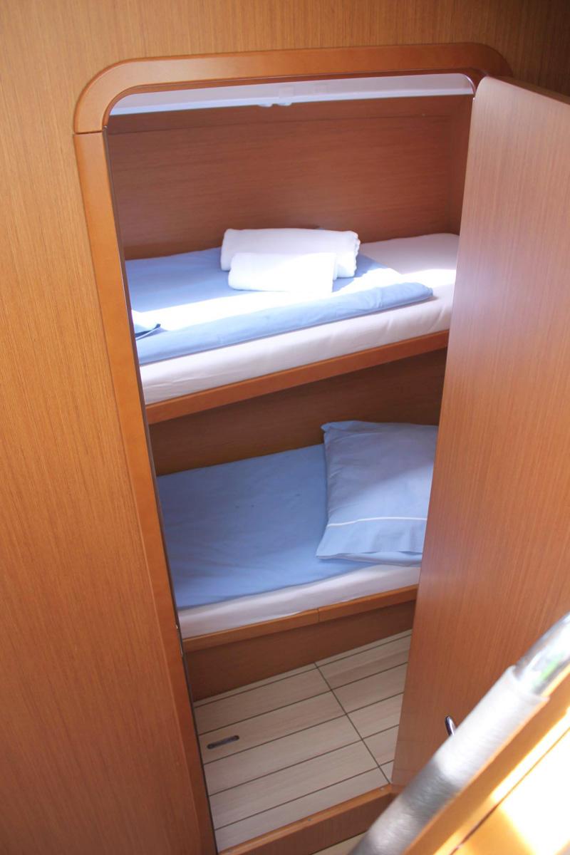 Jeanneau 53 - 6 cab. — photo 12