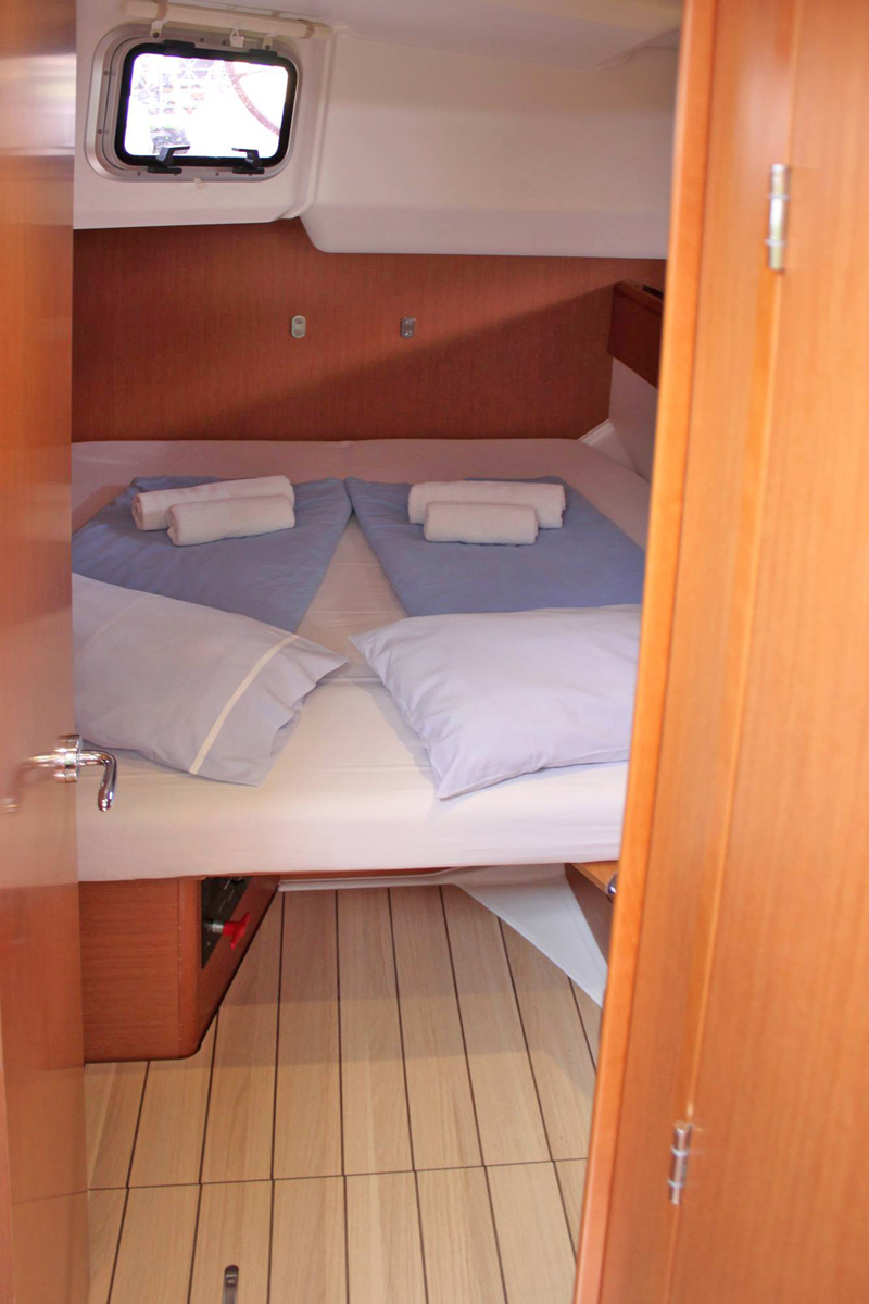 Jeanneau 53 - 6 cab. — photo 14