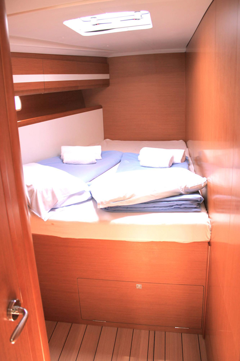 Jeanneau 53 - 6 cab. — photo 15