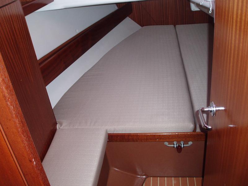 Bavaria 38 — photo 8