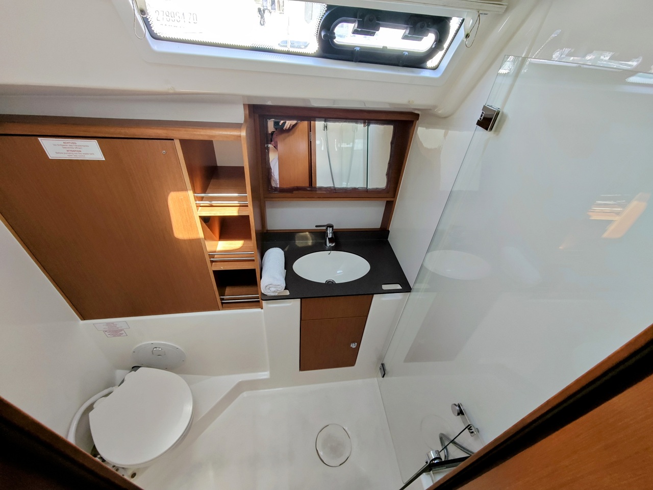 Bavaria Cruiser 51 — photo 17