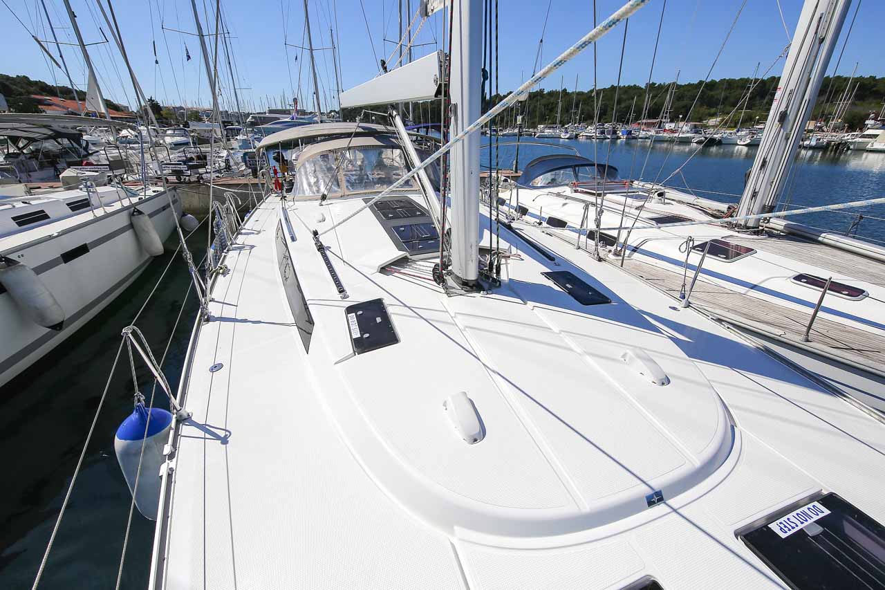 Bavaria Cruiser 56 - 5 + 1 cab. — photo 6