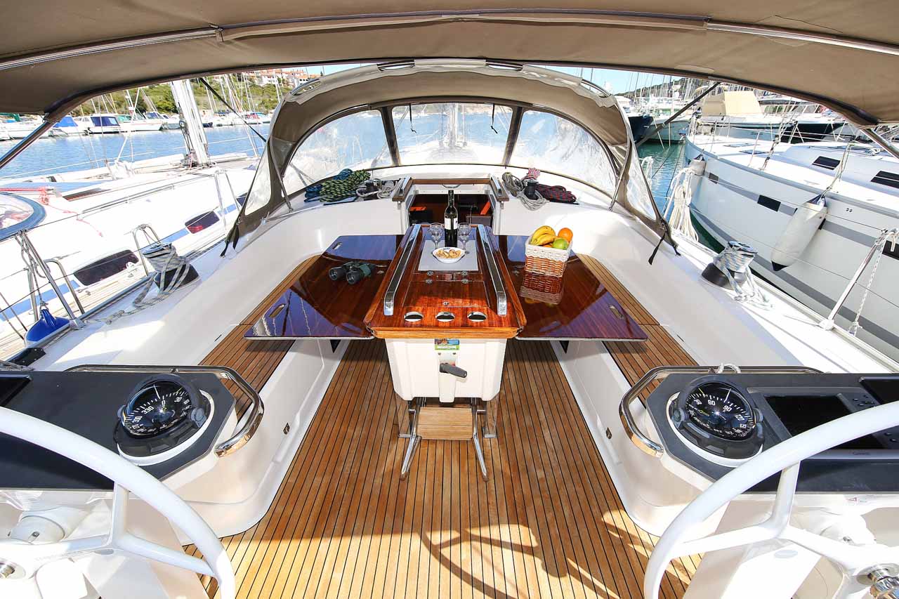 Bavaria Cruiser 56 - 5 + 1 cab. — photo 7