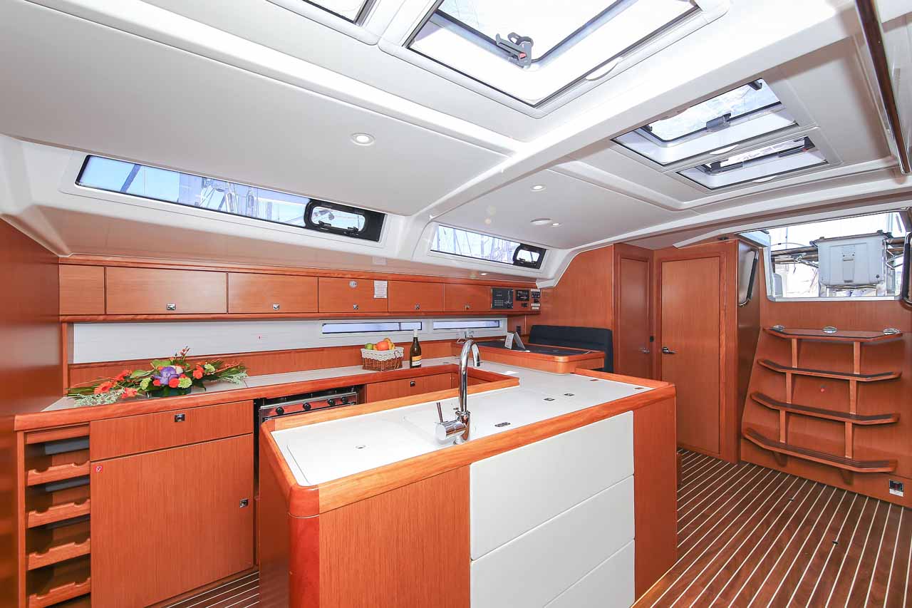 Bavaria Cruiser 56 - 5 + 1 cab. — photo 13