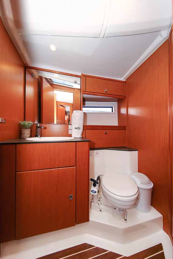 Bavaria Cruiser 56 - 5 + 1 cab. — photo 22